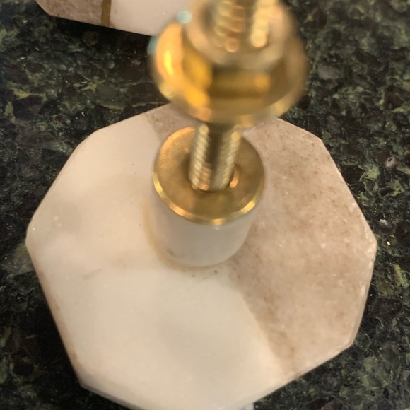 Set of 8 marble and gold stone decorative drawer pulls. Heavy, geometric - Picture 9 of 12